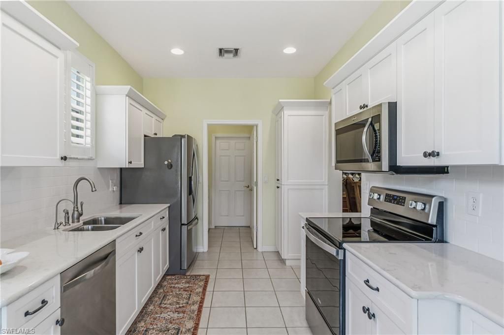 1777 Emerald Cove Cir, Cape Coral, FL 33991 Photo