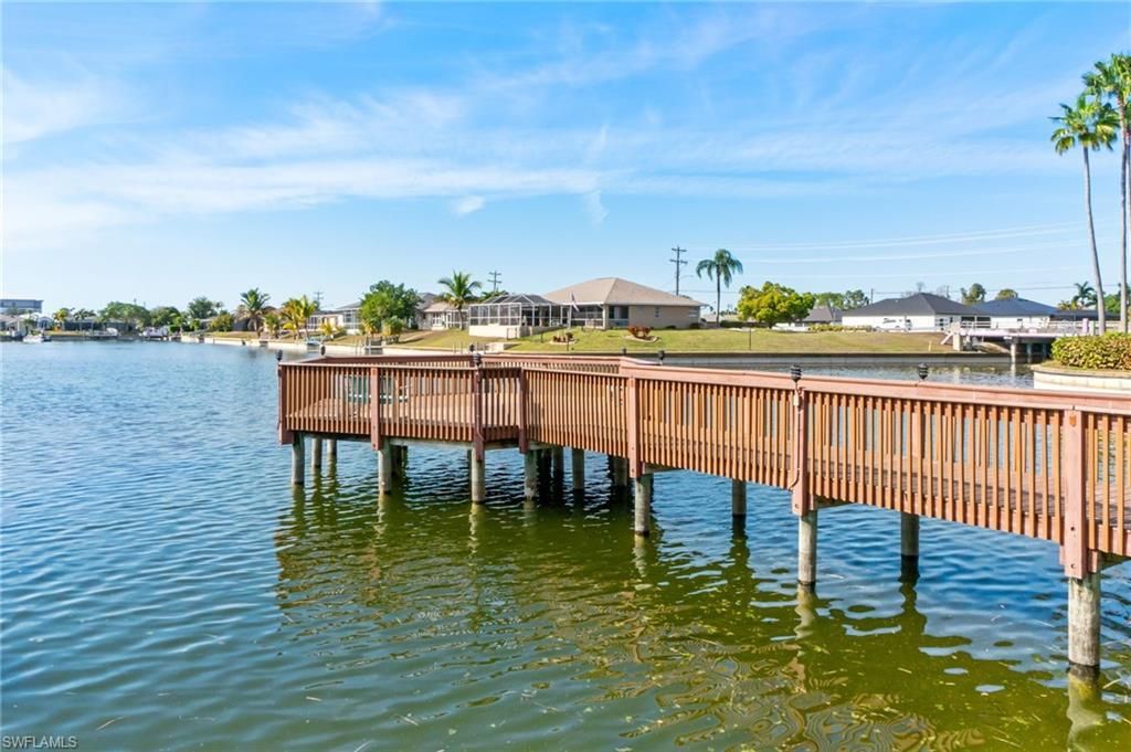 1777 Emerald Cove Cir, Cape Coral, FL 33991 Photo