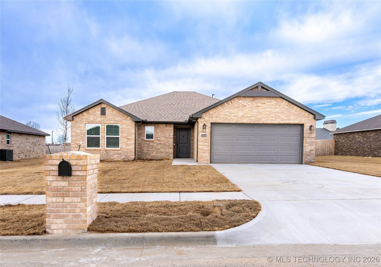 15024 S Poplar Street, Glenpool, OK 74033 Main Photo