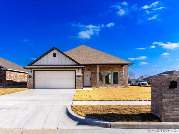 115 S 26th Street, Collinsville, OK 74021