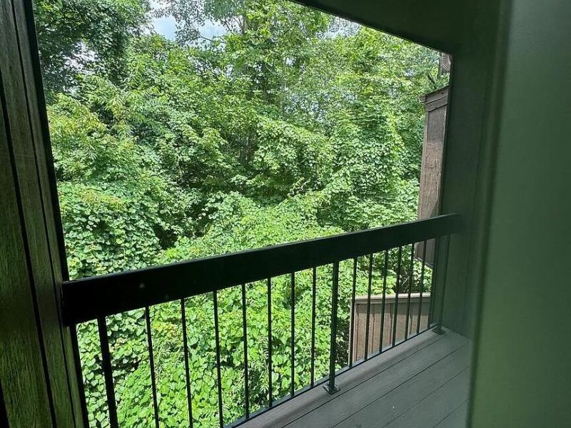 2814 Stonehenge Drive, Columbus, OH 43224 Photo 2