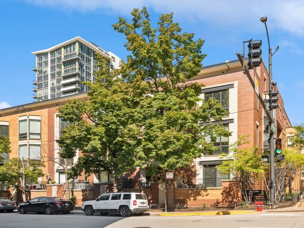 640 W Fulton Street, Unit A, Chicago, IL 60661