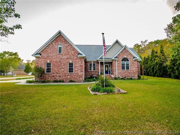 21 Brownstone Drive, Lumberton, NC 28360