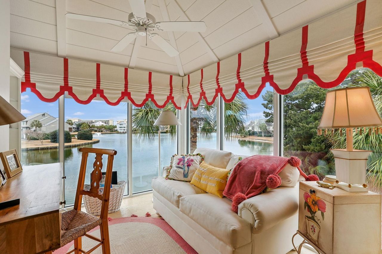 24 Frigate Ct. Photo 12