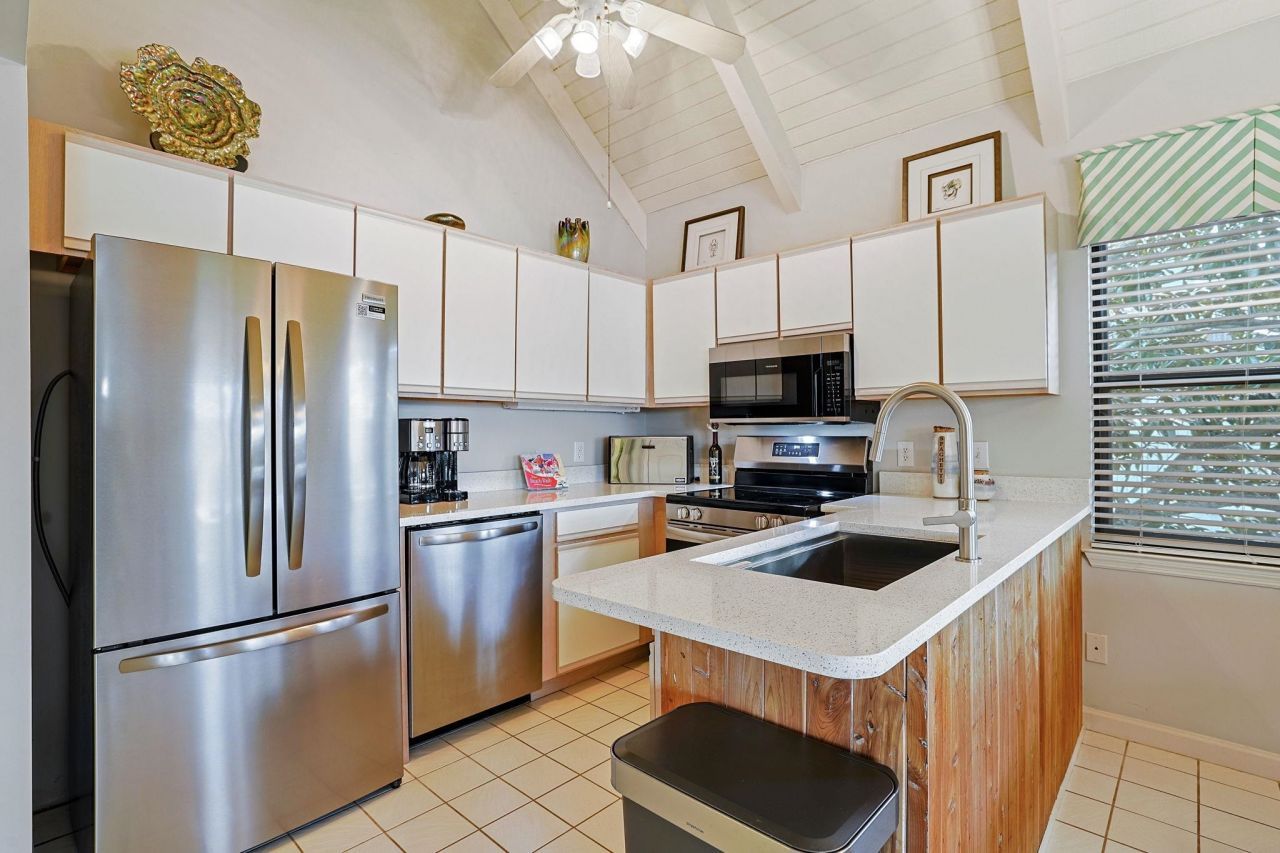 24 Frigate Ct. Photo 8