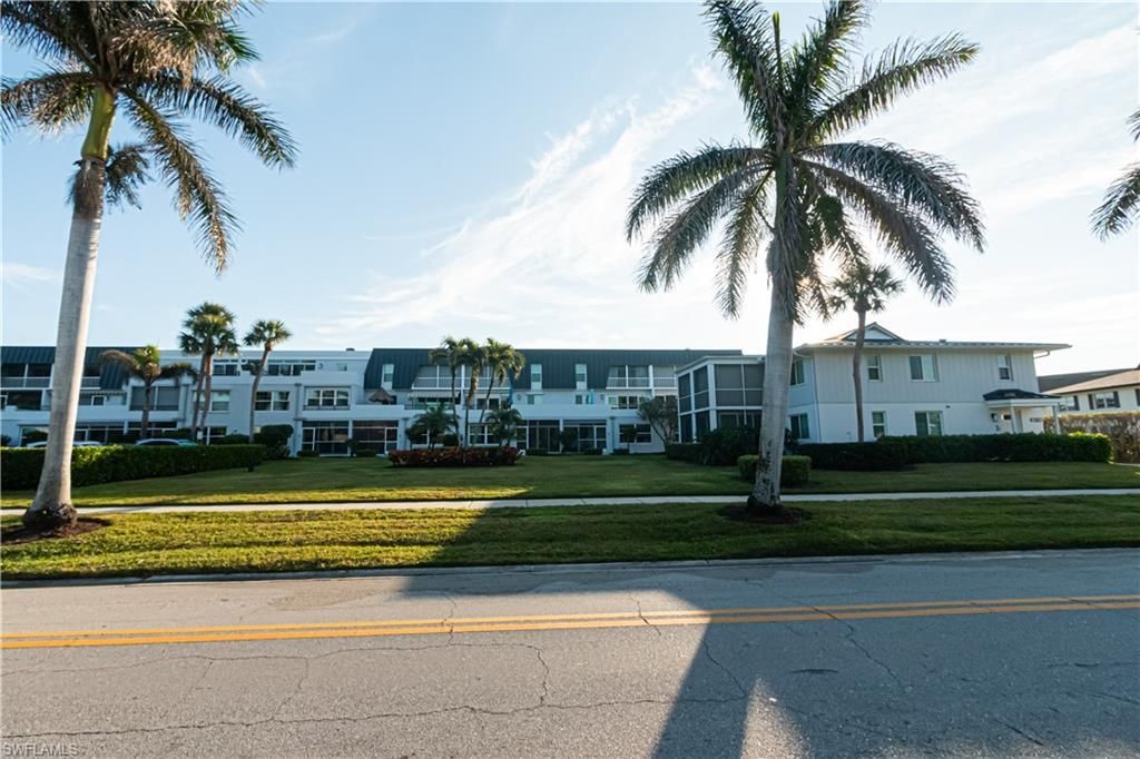 4200 Belair Ln , Unit 101, Naples, FL 34103 Photo