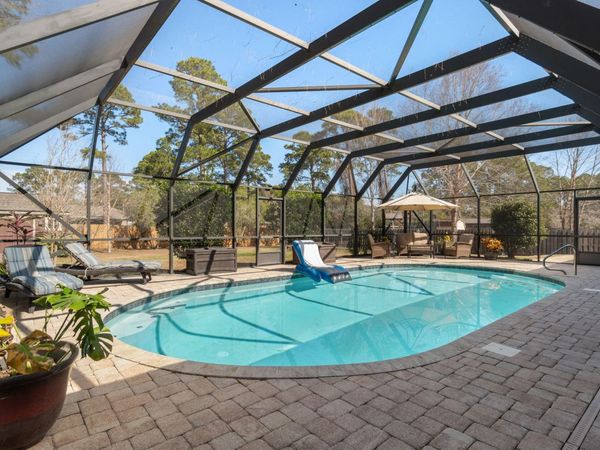 7048 Flintwood Street, Navarre, FL 32566