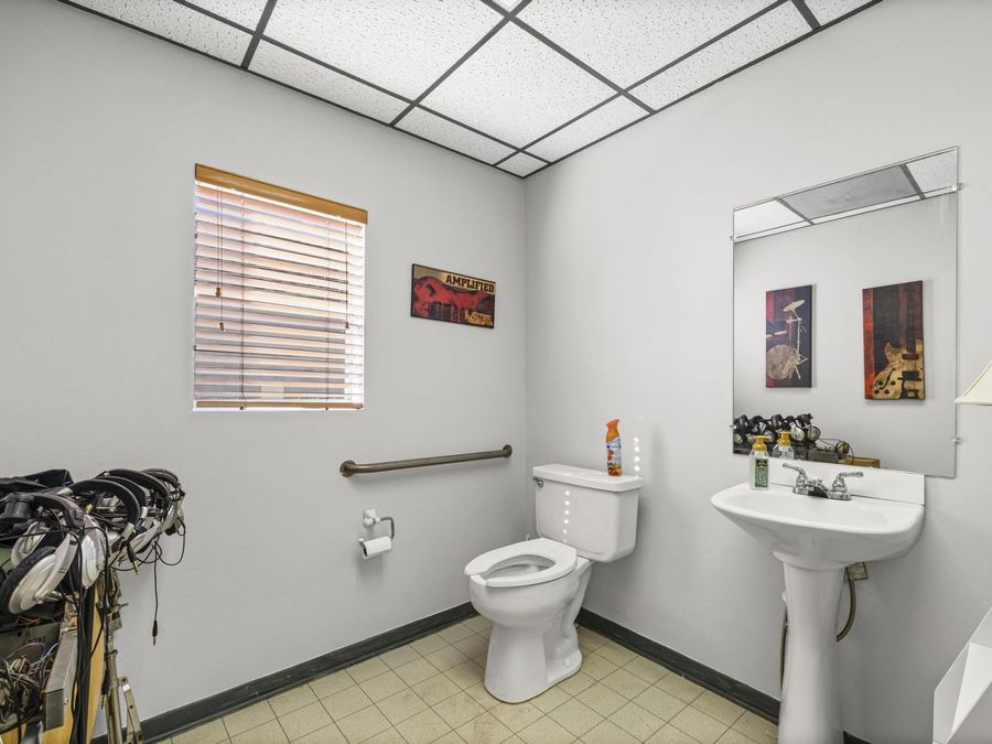 Property Image 36