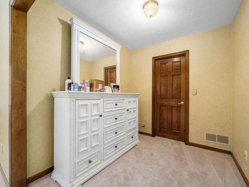 6680 Hawksnest Court, Westerville, OH 43082 Photo 37