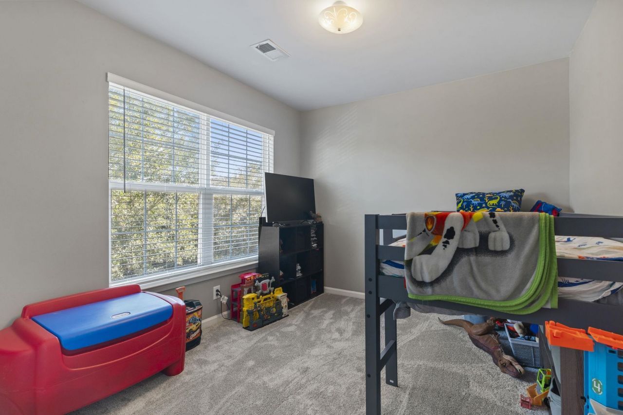 1004 Woodall Ct. Photo 19