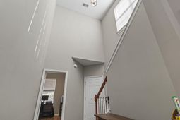 1004 Woodall Ct. photo 4