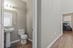 1004 Woodall Ct. photo 4