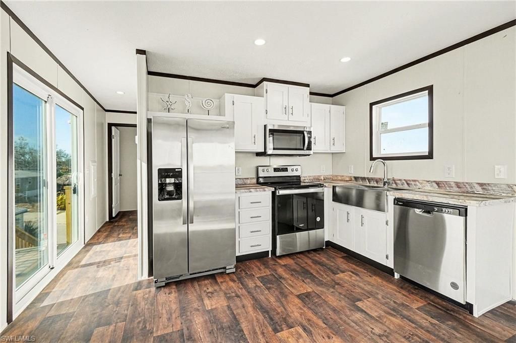 69 Emily Ln, Fort Myers Beach, FL 33931 Photo