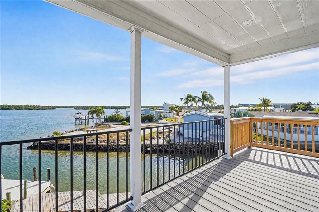 69 Emily Ln, Fort Myers Beach, FL 33931 Photo