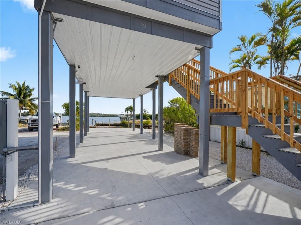 69 Emily Ln, Fort Myers Beach, FL 33931 Photo