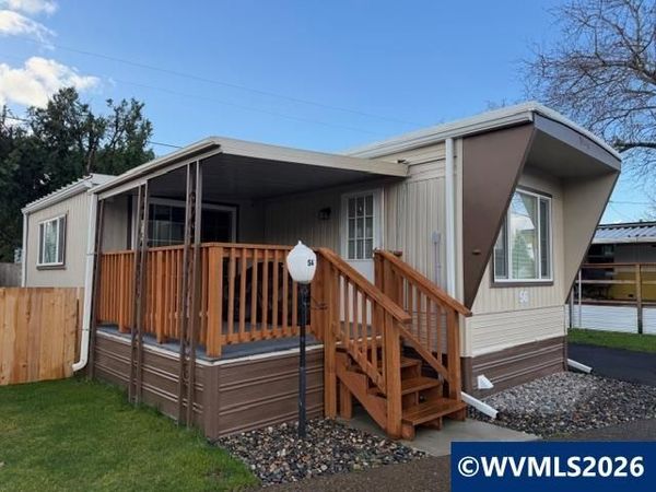 16901 SE Division St, Portland, OR 97236