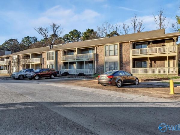 4952 Seven Pine Circle NW, Huntsville, AL 35816