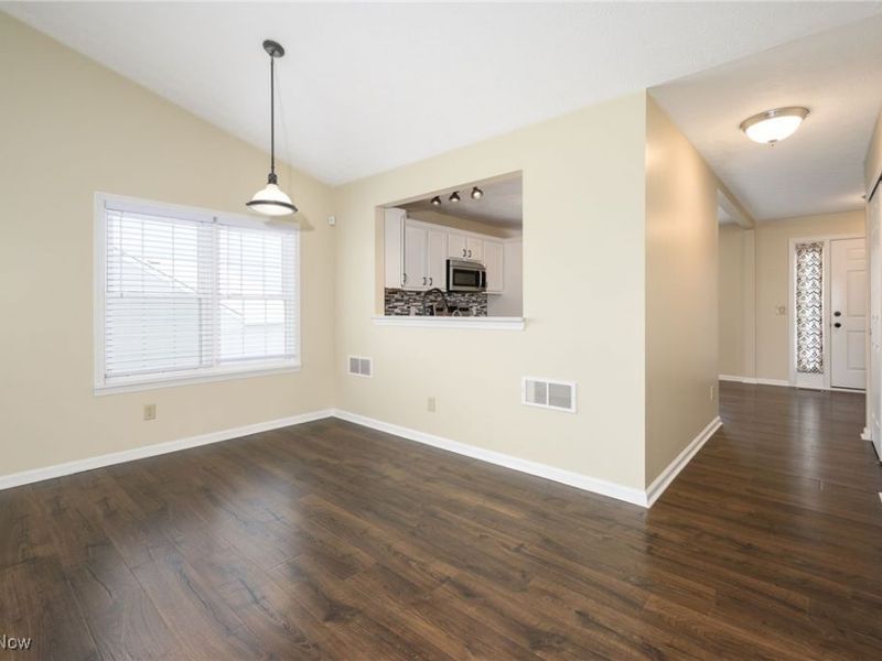 9234 Forest Trail Avenue NW, Massillon, OH 44647 Photo 11