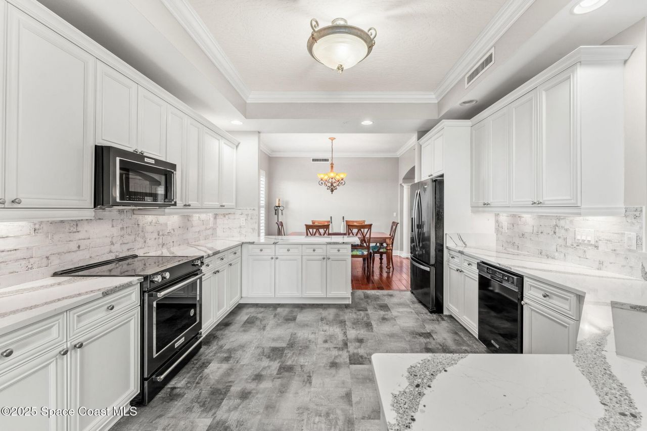2001 Julep Drive, Unit 206- 3rd F, Cocoa Beach, FL 32931 Photo