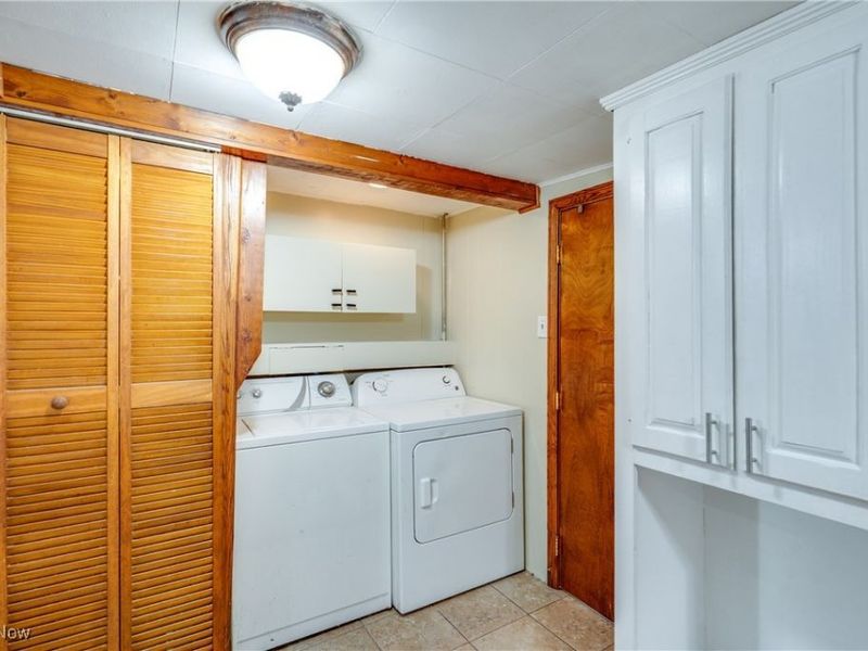 1212 Benton Street, Barberton, OH 44203 Photo 21