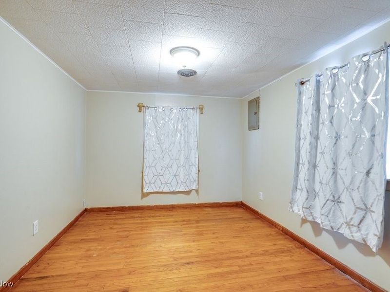 1212 Benton Street, Barberton, OH 44203 Photo 8