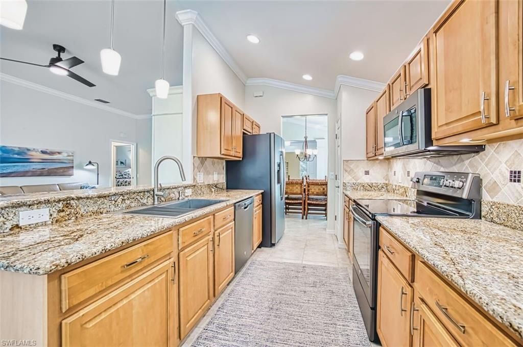 9543 Hemingway Ln, Fort Myers, FL 33913 Photo