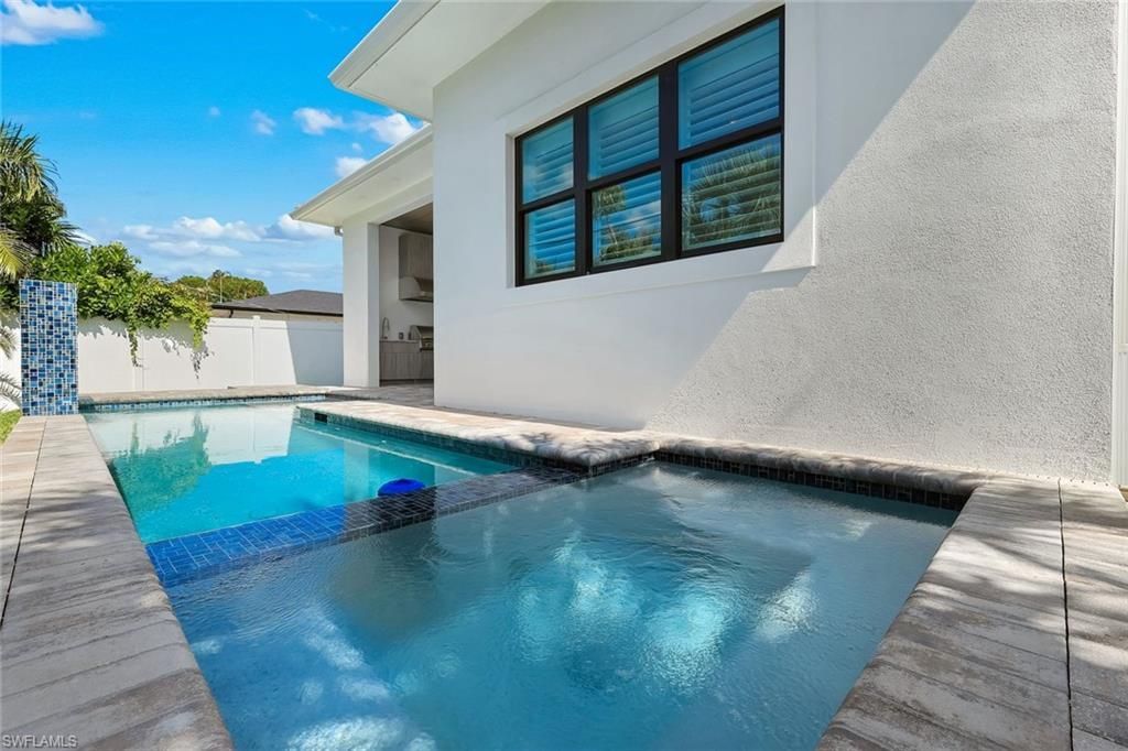 668 93rd Ave N, Naples, FL 34108 Photo