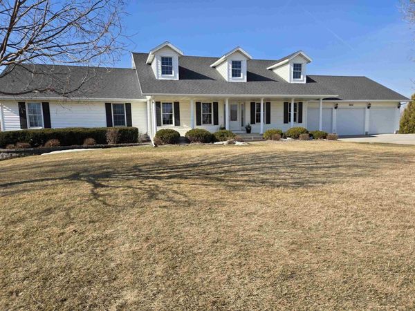 1112 9th Street East, Cresco, IA 52136