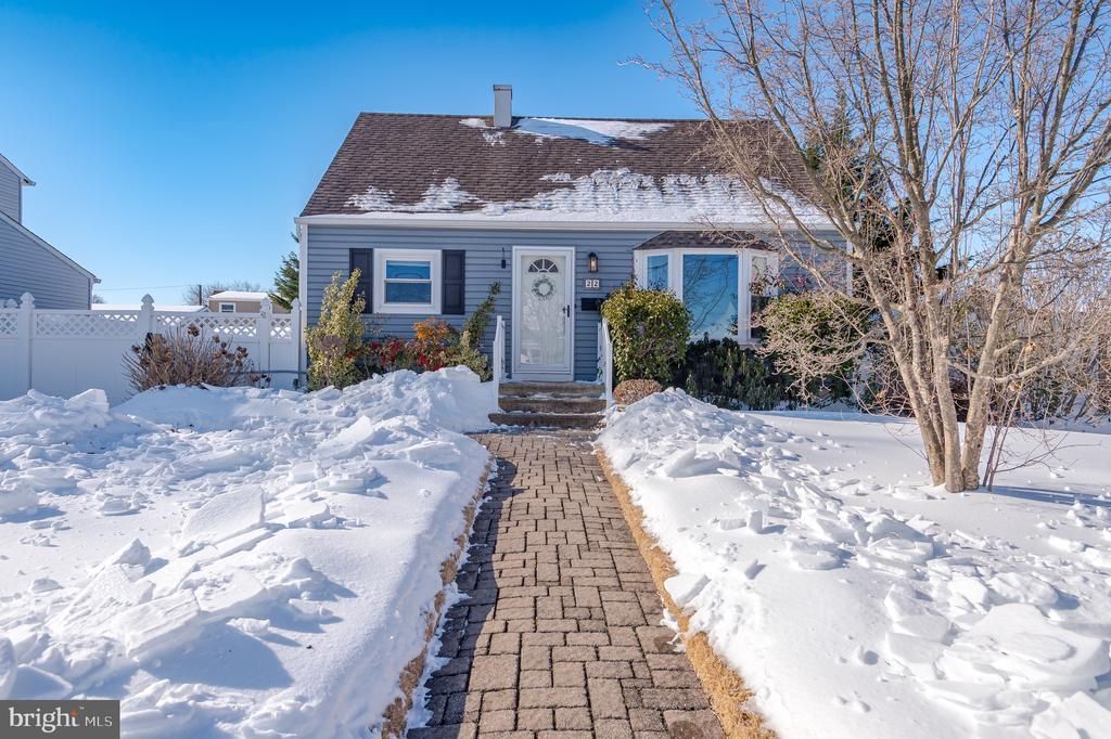 22 Gerard Road, Hamilton, NJ 08620 Main Photo