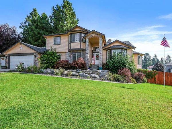 5808 N HERMOSA Cir, Otis Orchards, WA 99027