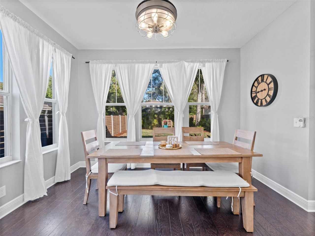 135 24th Avenue S, Saint Petersburg, FL 33705 Photo