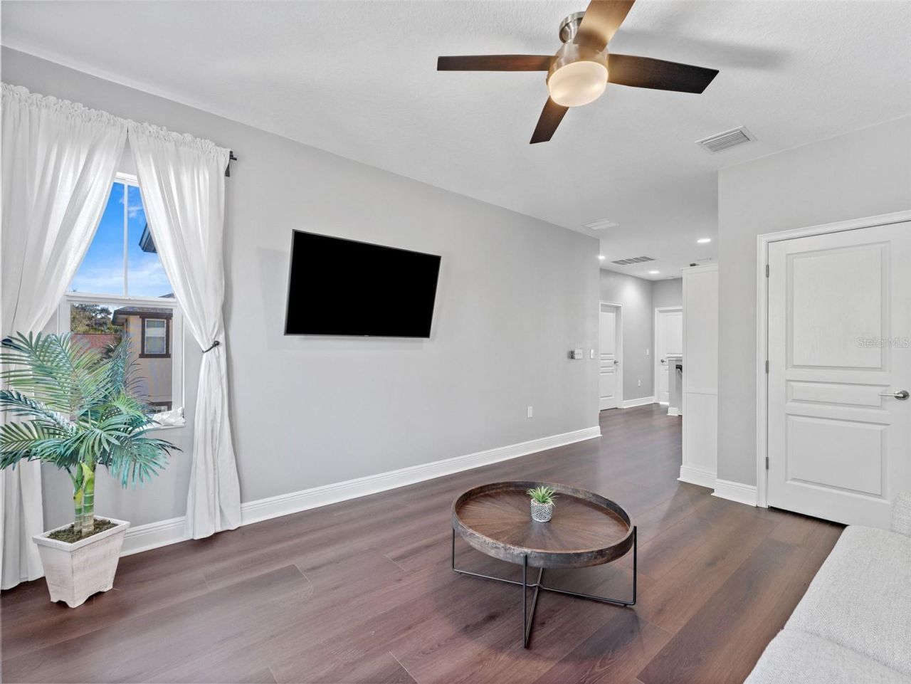 135 24th Avenue S, Saint Petersburg, FL 33705 Photo