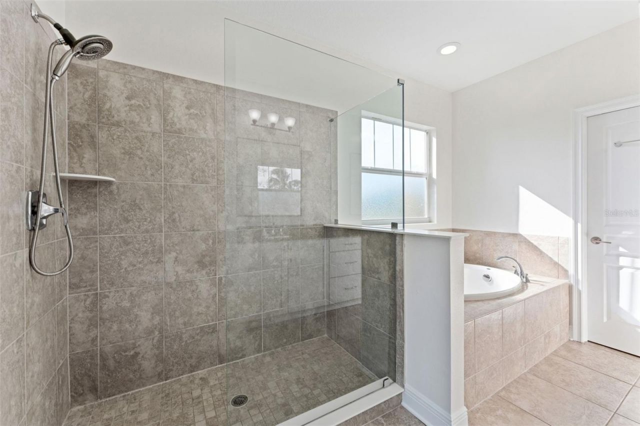 135 24th Avenue S, Saint Petersburg, FL 33705 Photo