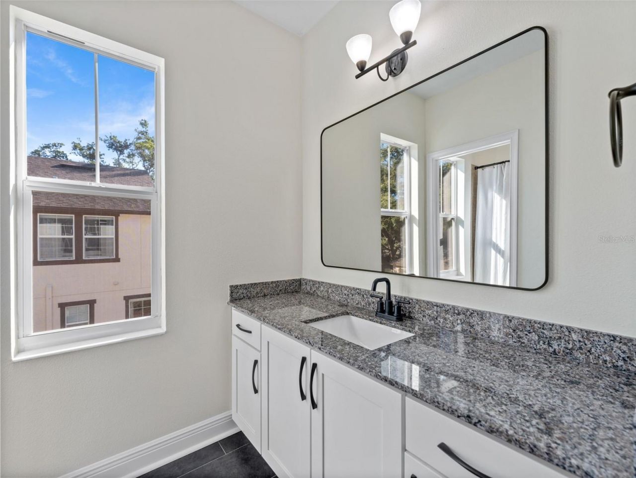 135 24th Avenue S, Saint Petersburg, FL 33705 Photo