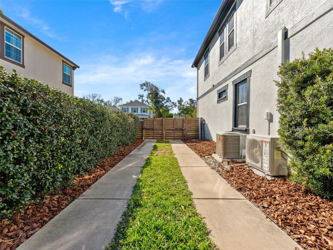 135 24th Avenue S, Saint Petersburg, FL 33705 Photo