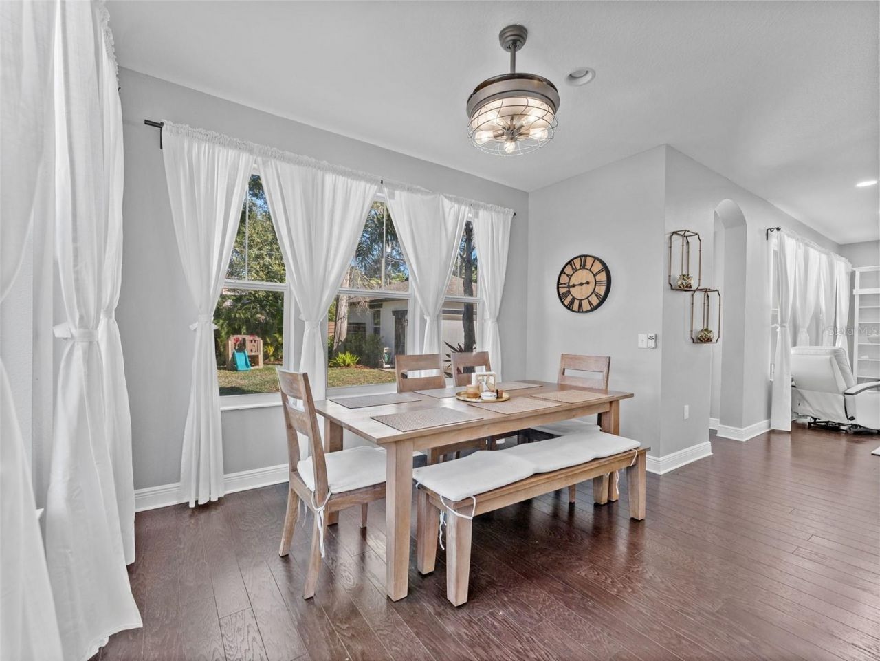 135 24th Avenue S, Saint Petersburg, FL 33705 Photo