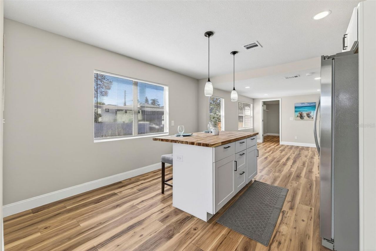 4063 2nd Avenue S, Saint Petersburg, FL 33711 Photo