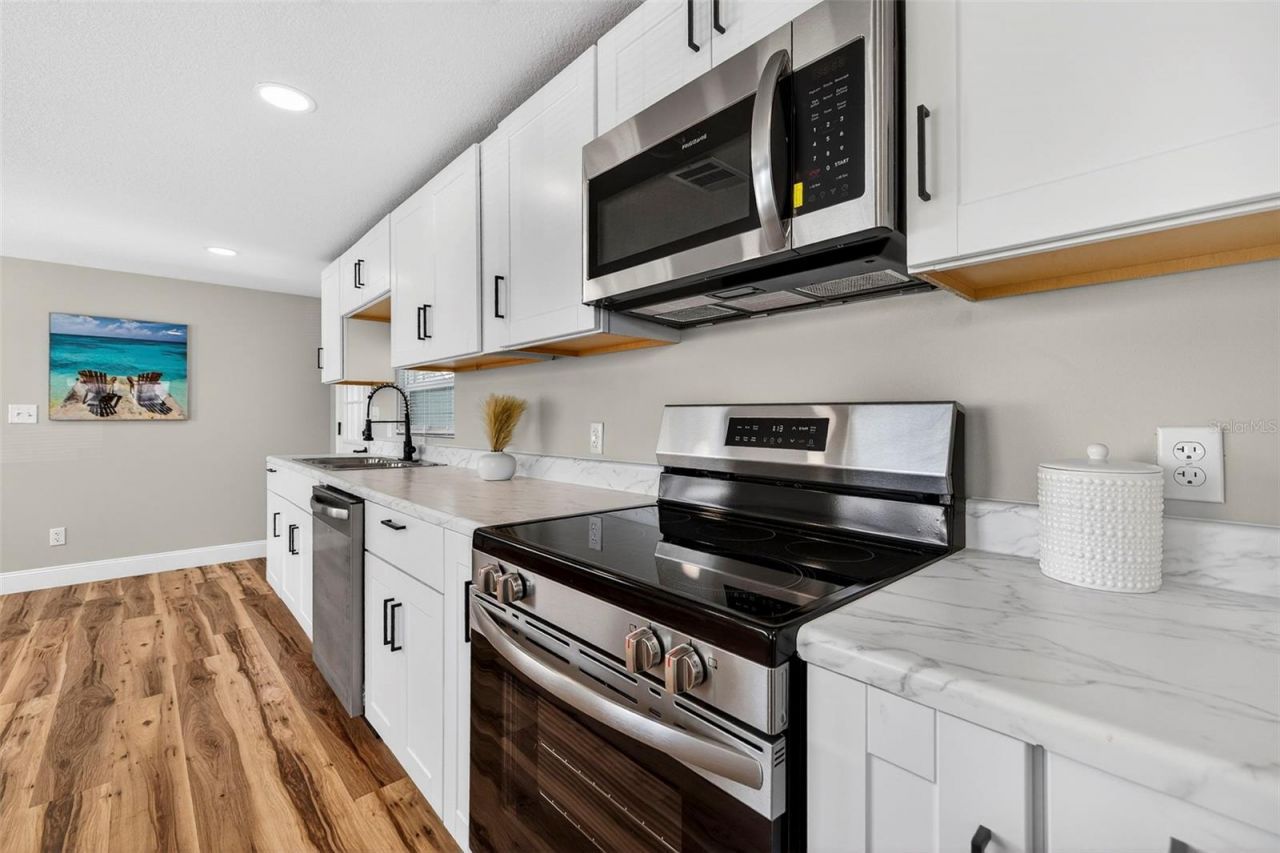 4063 2nd Avenue S, Saint Petersburg, FL 33711 Photo