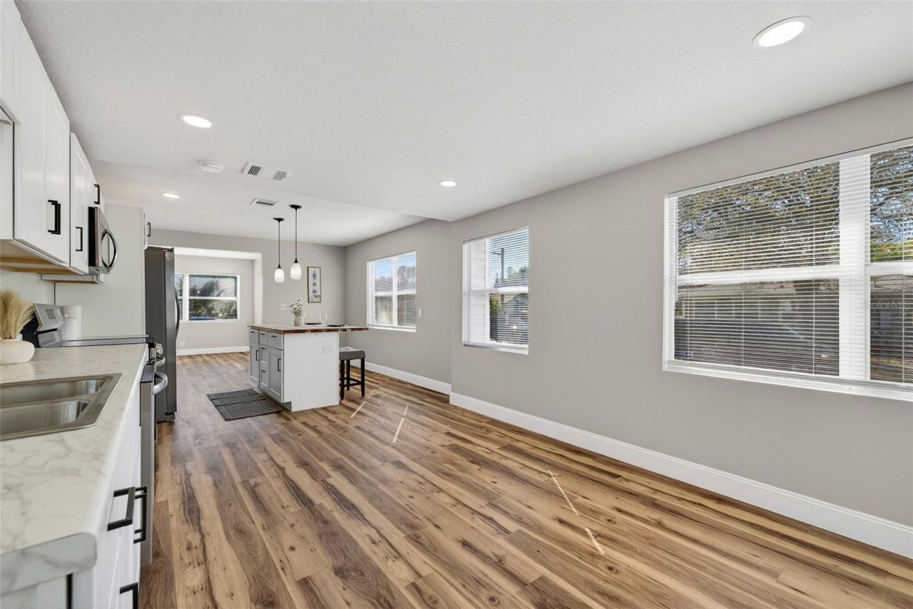 4063 2nd Avenue S, Saint Petersburg, FL 33711 Photo