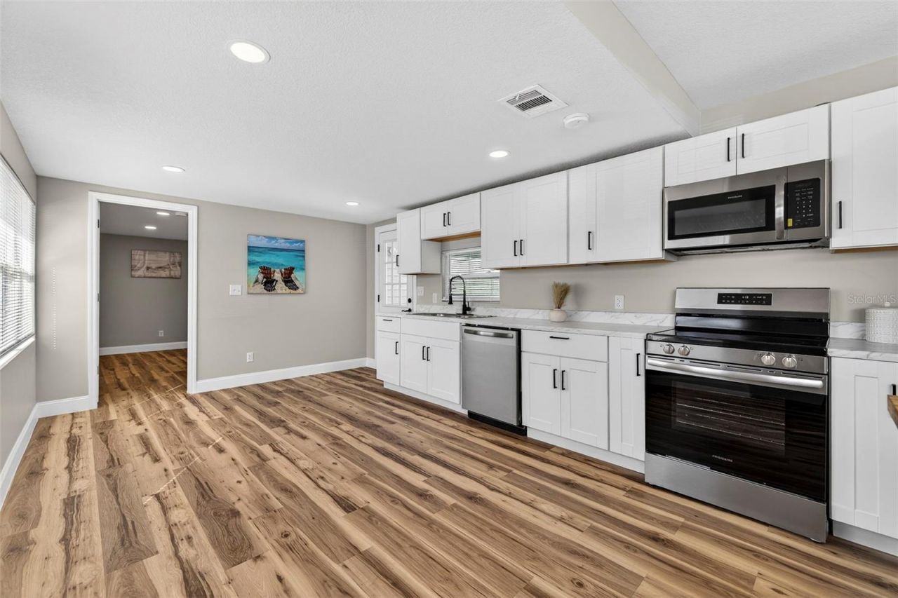 4063 2nd Avenue S, Saint Petersburg, FL 33711 Photo