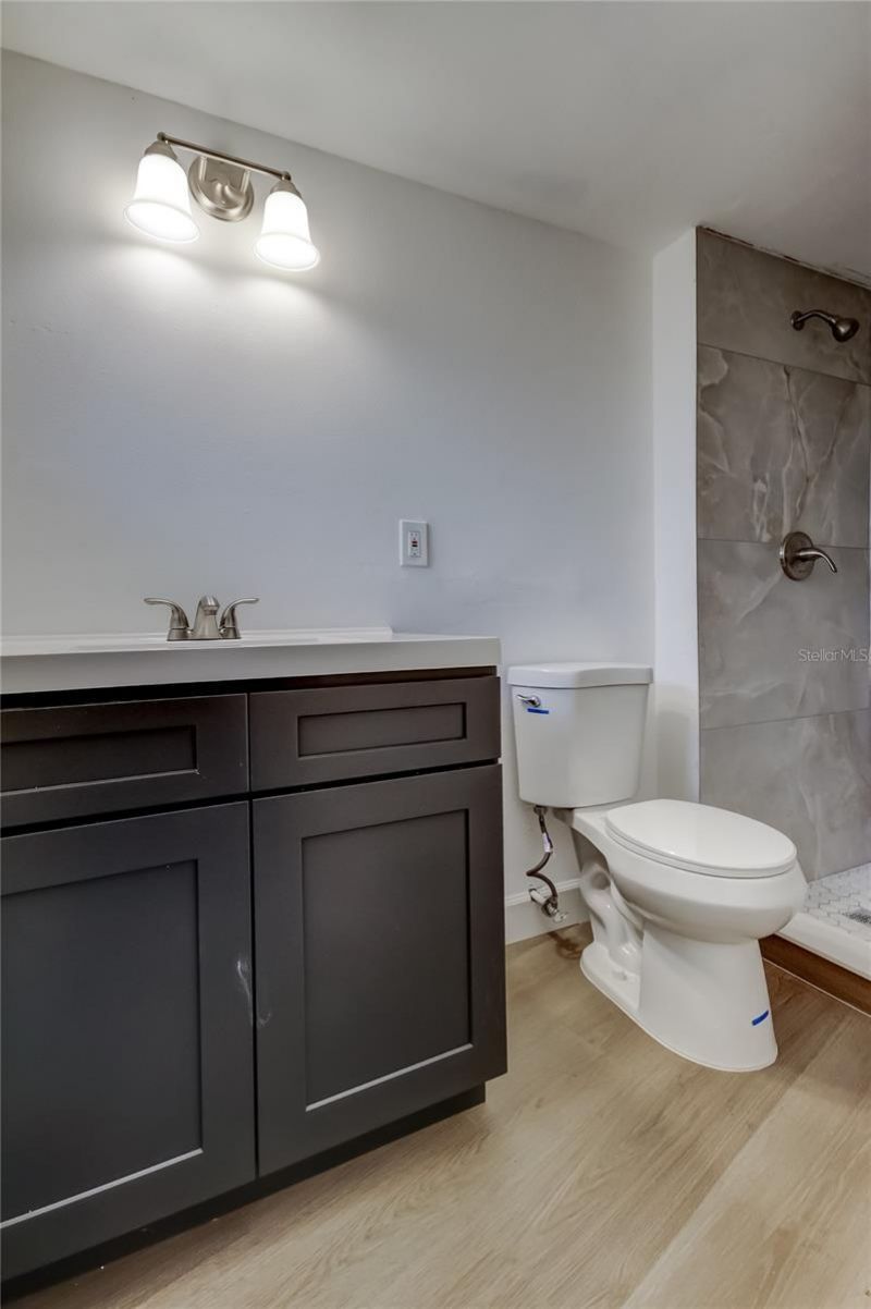 1000 39th Avenue Ne, Saint Petersburg, FL 33703 Photo