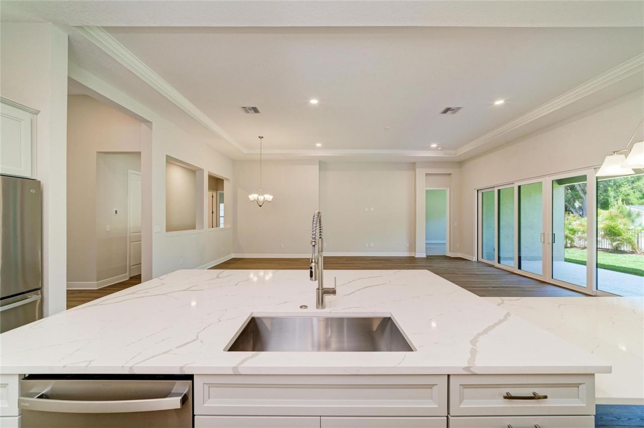 4636 Cedar Fog Ct Drive, Valrico, FL 33596 Photo