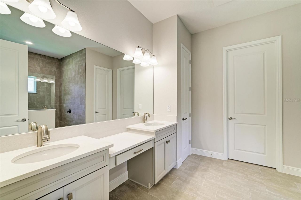 4636 Cedar Fog Ct Drive, Valrico, FL 33596 Photo