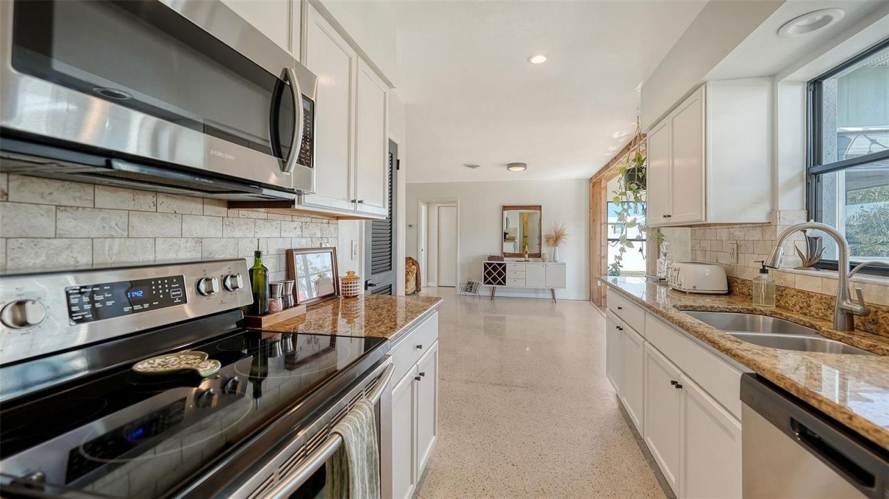 603 Barnes Parkway, Nokomis, FL 34275 Photo