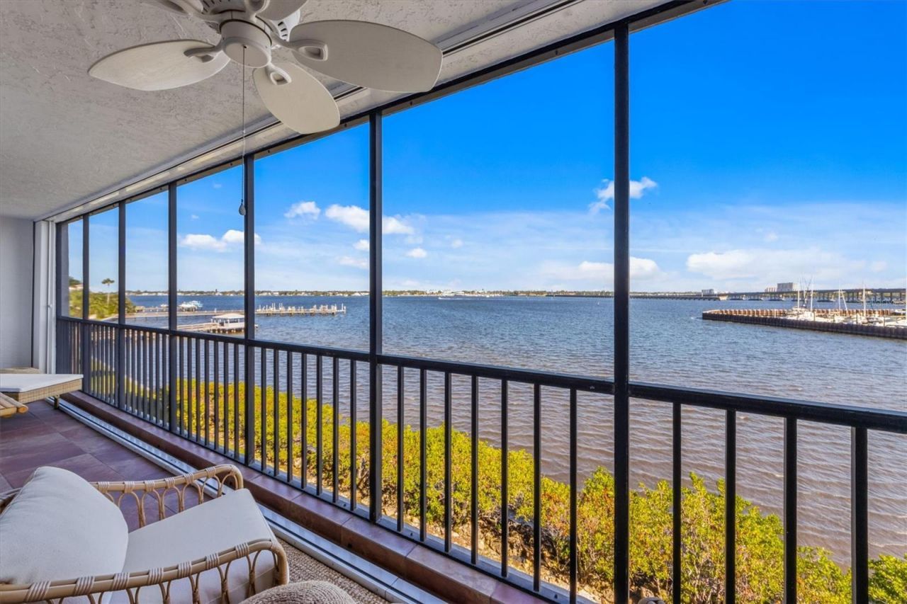 1510 1st Avenue W, Unit 302, Bradenton, FL 34205 Photo