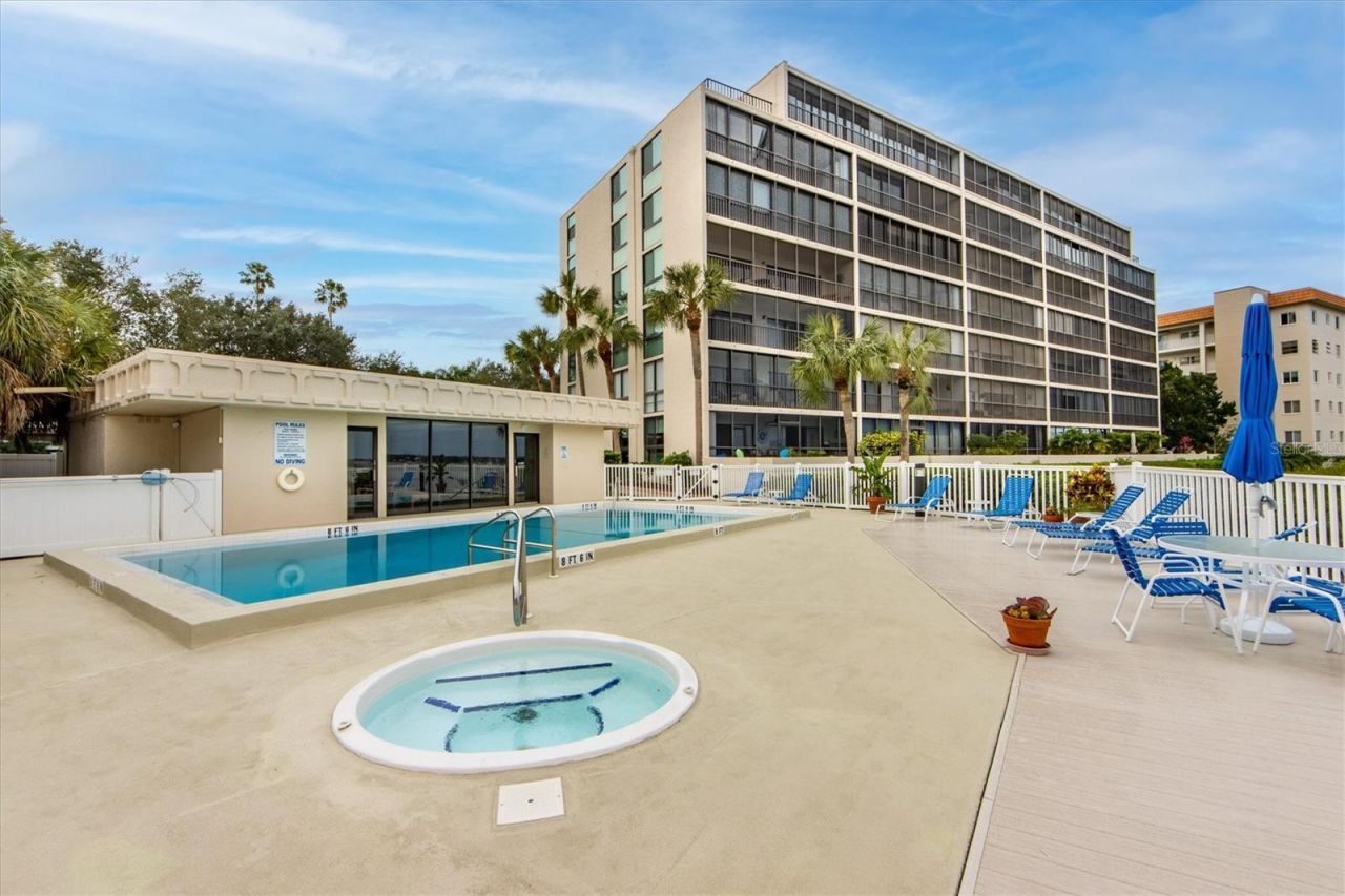 1510 1st Avenue W, Unit 302, Bradenton, FL 34205 Photo