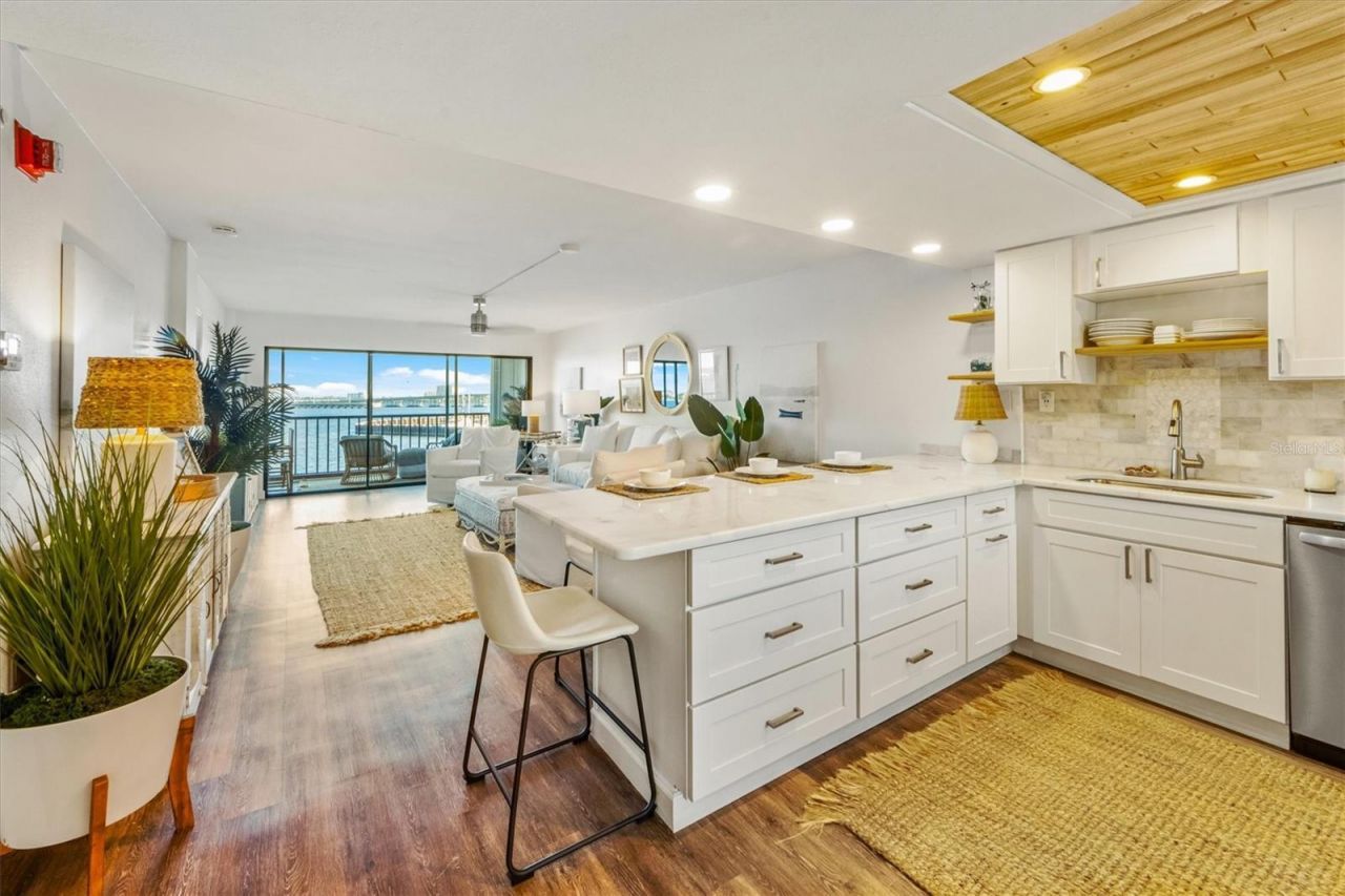 1510 1st Avenue W, Unit 302, Bradenton, FL 34205 Photo