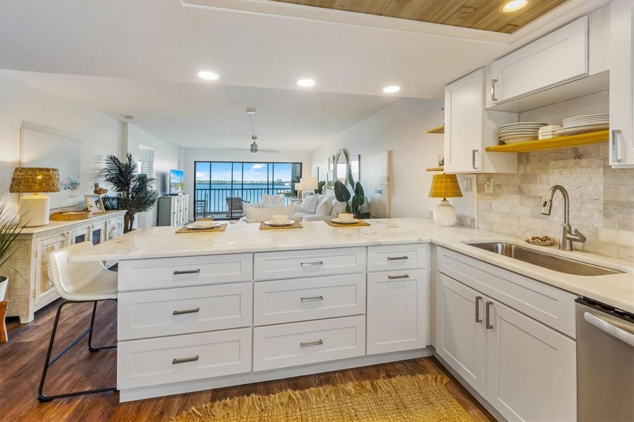 1510 1st Avenue W, Unit 302, Bradenton, FL 34205 Photo