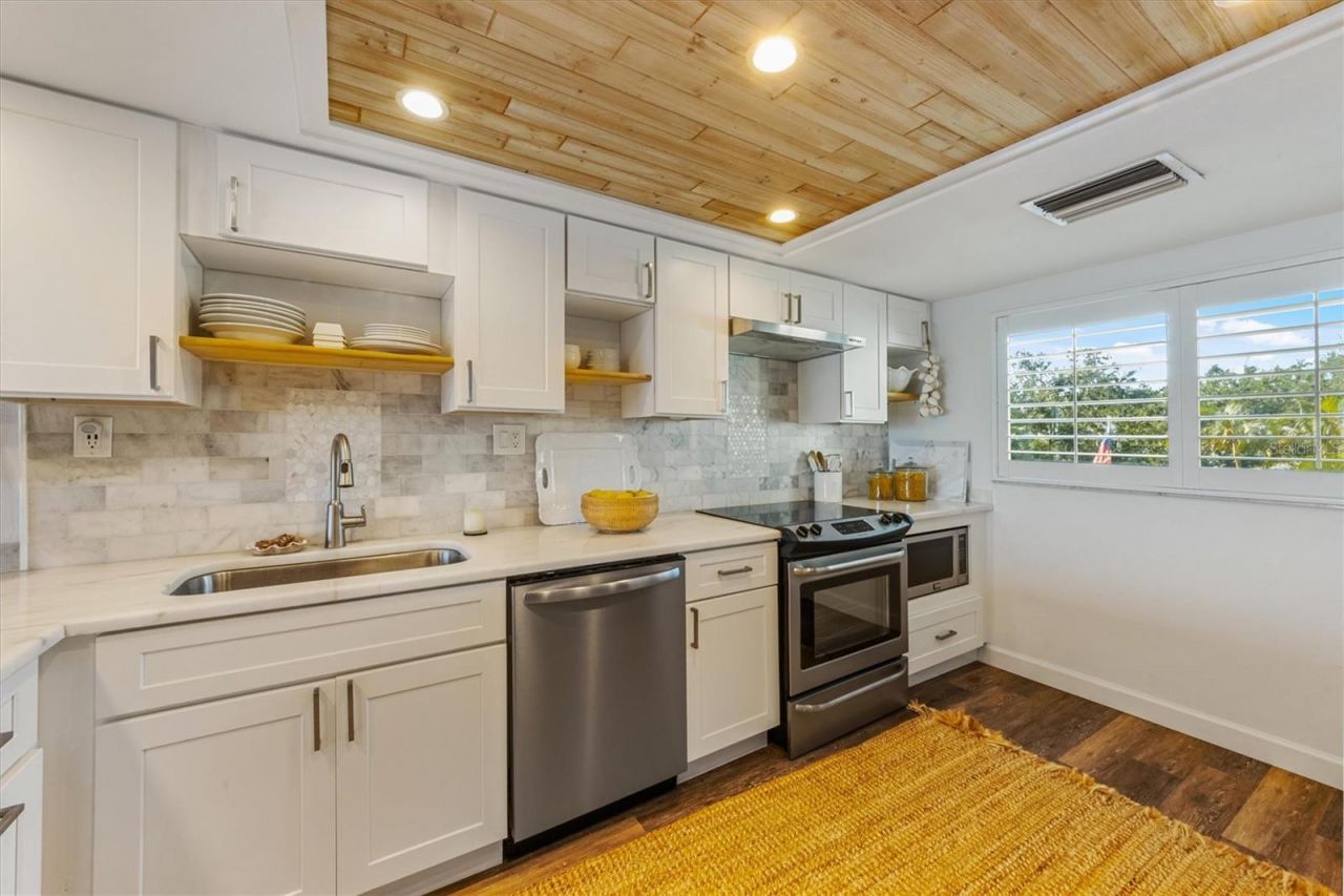 1510 1st Avenue W, Unit 302, Bradenton, FL 34205 Photo