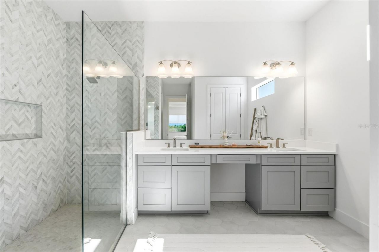 7982 Redonda Loop, Bradenton, FL 34202 Photo